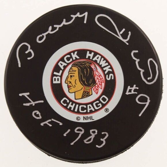 Bobby Hull Signed Blackhawks Logo Hockey Puck - Picture 1 of 3